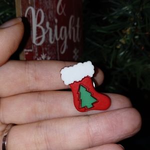 Holiday pin